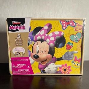 Minnie Mouse Disney puzzle